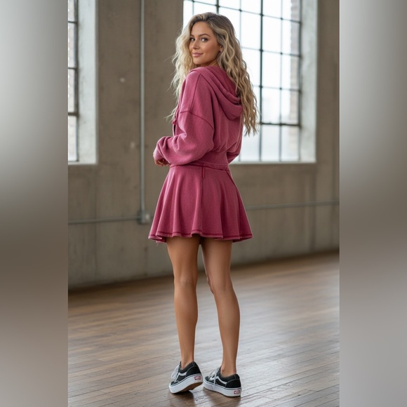 NWT Acid Washed Cropped Zip Up Terry Hoodie Crop Hooded Sweatshirt Dark Red - Picture 6 of 11